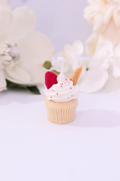 Decorative Mini Cupcake Candle (Strawberry)