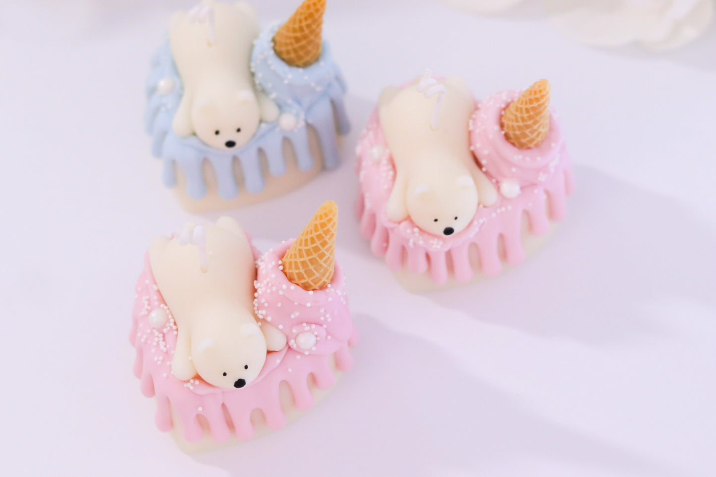 Decorative Small Polar Bear Cake Candle (Pink)