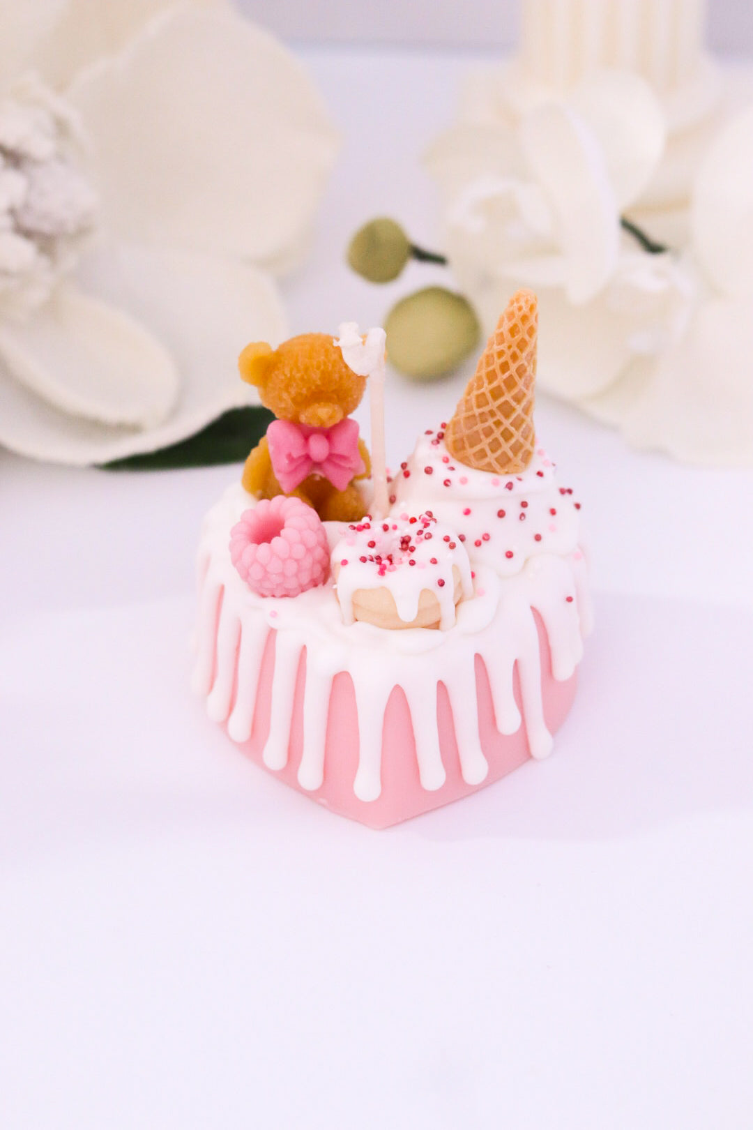 Decorative Small Heart-Shaped Cake Candle